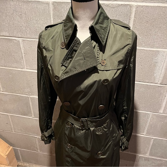 Burberry Jackets & Blazers - Burberry trench coat